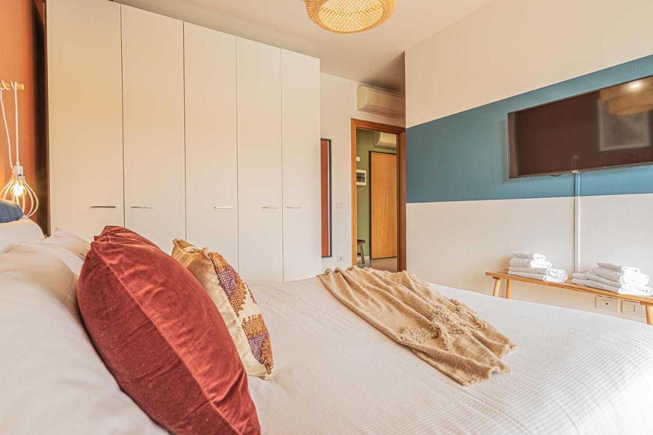 Hygge Family Apartment - One Step Away From The Lake!!! Sirmione Exterior photo